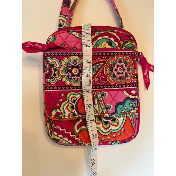 Vera Bradley women’s small crossbody purse floral paisley pre-owned like new - Picture 4 of 9
